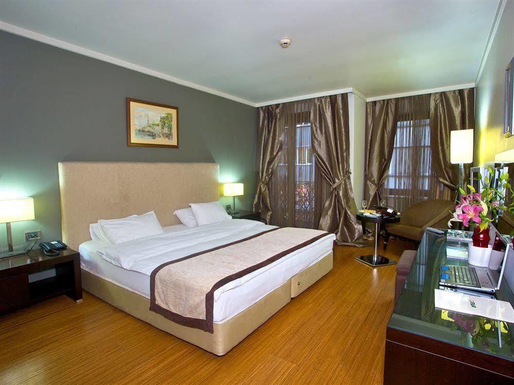 Boutique Riva Hotel Istanbul Ngoại thất bức ảnh